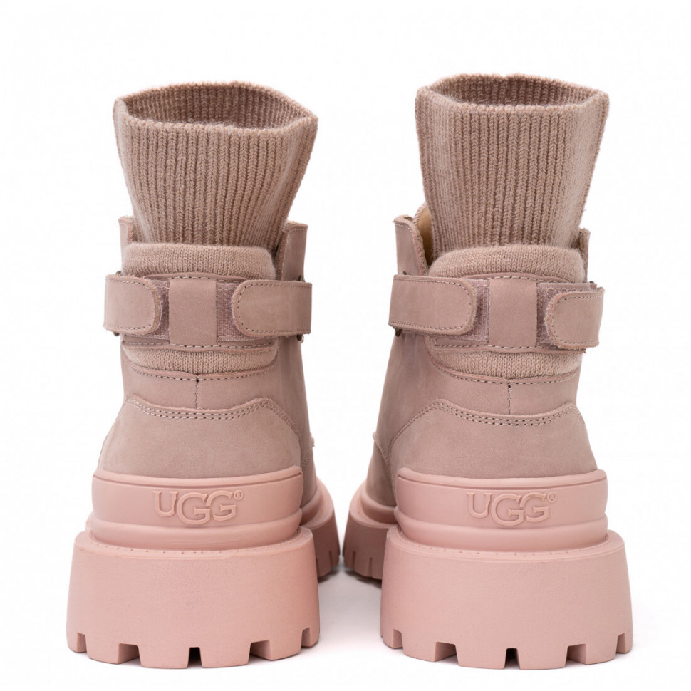 Ugg Martin - Dusk