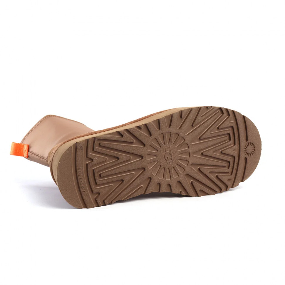 Ugg Classic Platform Dipper Boot - Chestnut